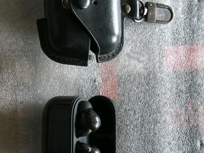 Wireless Earbuds with Charging Case Wireless Earbuds with Charging Case