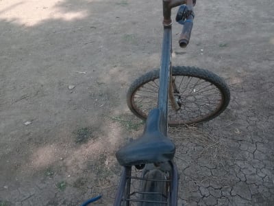 Used Road Bicycle with Rear Carrier Used Road Bicycle with Rear Carrier