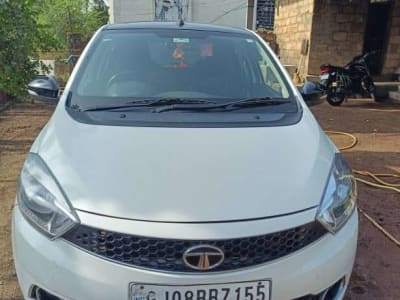 Tata Tiago 2017 Petrol CNG Car Tata Tiago 2017 Petrol CNG Car
