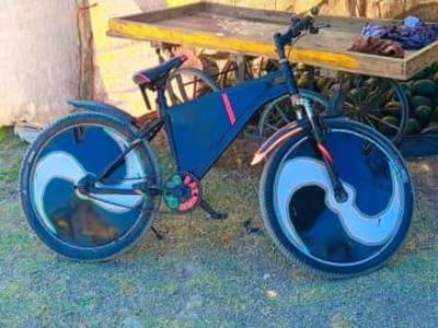 Hero Sola Bicycle with Disc Wheels Hero Sola Bicycle with Disc Wheels