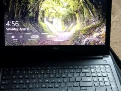Dell Laptop with 4GB RAM Dell Laptop with 4GB RAM