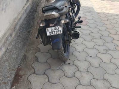 2011 Bajaj Discover Commuter Motorcycle 2011 Bajaj Discover Commuter Motorcycle