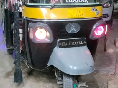 2017 BS4 Auto Rickshaw with New Tyres 2017 BS4 Auto Rickshaw with New Tyres