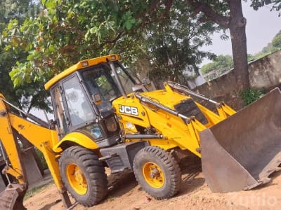 JCB 3DX Backhoe Loader with Kirloskar Engine JCB 3DX Backhoe Loader with Kirloskar Engine