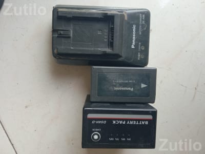 Panasonic AG-AC90 Camera Battery Charger Set Panasonic AG-AC90 Camera Battery Charger Set