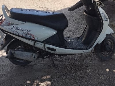 Hero Honda Pleasure Scooty 2011, 27,000 km Hero Honda Pleasure Scooty 2011, 27,000 km