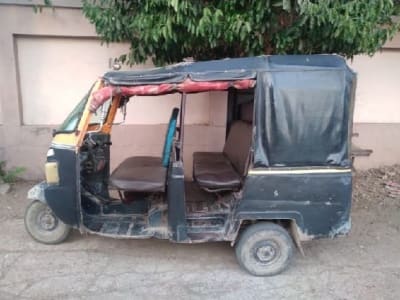 2011 Passenger Auto Rickshaw for Sale 2011 Passenger Auto Rickshaw for Sale