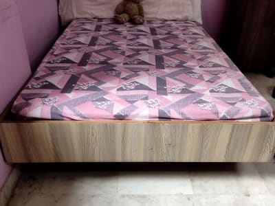 4 Ft x 6 Ft Bed with Mattress for Sale 4 Ft x 6 Ft Bed with Mattress for Sale