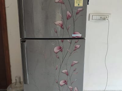Samsung Refrigerator 253 ltr Samsung Refrigerator 253 ltr
