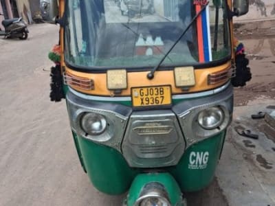 2023 CNG Auto Rickshaw Maxi Model 2023 CNG Auto Rickshaw Maxi Model