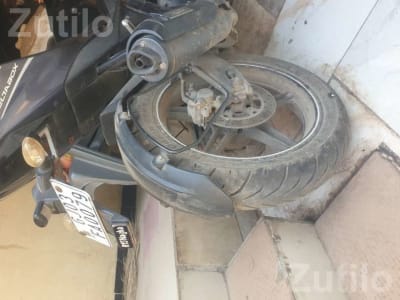 Yamaha R15 V2 2012 Model Bike Yamaha R15 V2 2012 Model Bike
