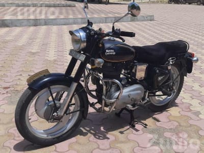 2004 Royal Enfield Bullet with VIP Number 2004 Royal Enfield Bullet with VIP Number