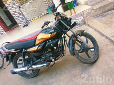 Hero HF Deluxe 2023 Petrol Bike, 1st Owner Hero HF Deluxe 2023 Petrol Bike, 1st Owner