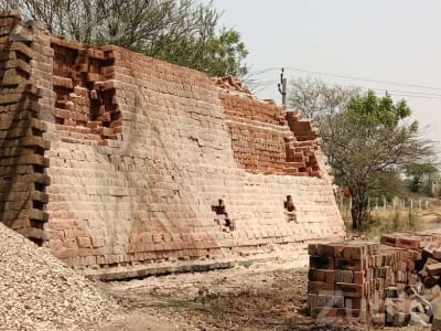 Red Clay Bricks for Construction Work Red Clay Bricks for Construction Work