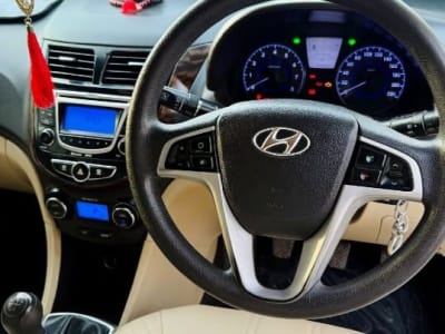 Hyundai Verna 1.6 2012 Manual Car Hyundai Verna 1.6 2012 Manual Car