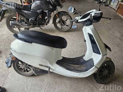 Ola S1 Electric Scooter 2023, Single Owner Ola S1 Electric Scooter 2023, Single Owner