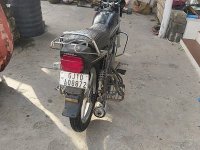 Hero Honda Splendor Plus 2009 Model Hero Honda Splendor Plus 2009 Model