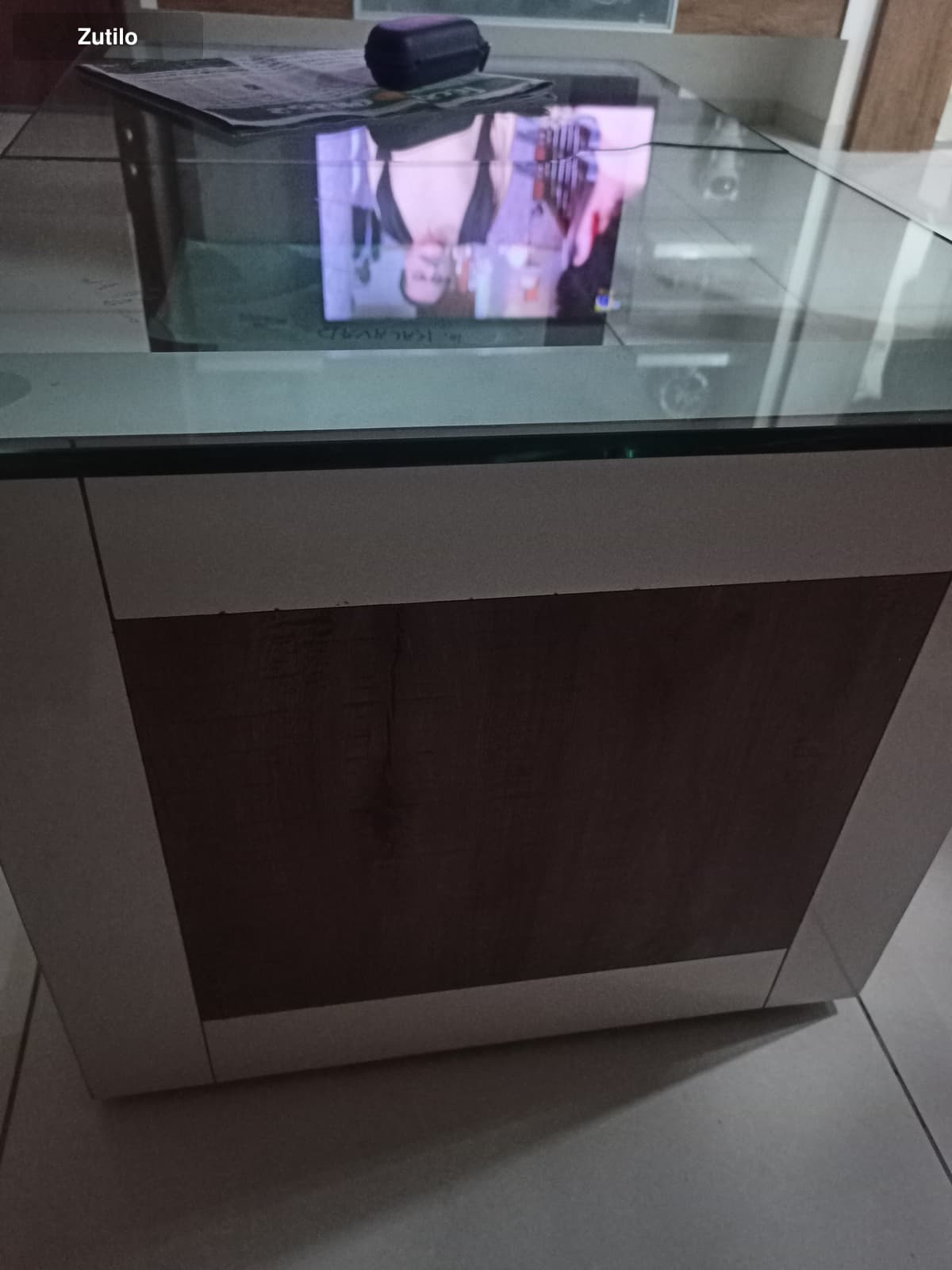 Center table Center table