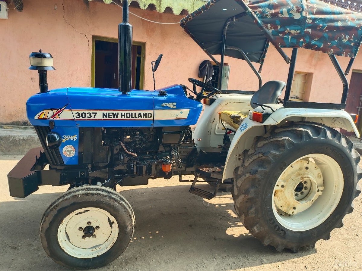 3037 new holland - ટ્રેક્ટર - બોડેલી ગ્રામ્ય - Image 3