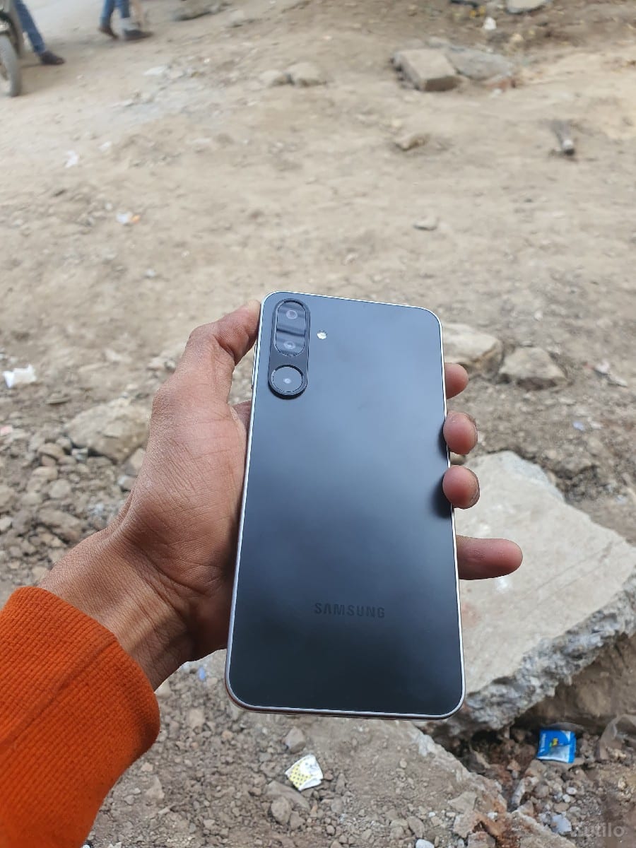 sales - Mobile Phones - Junagadh City - Image 3