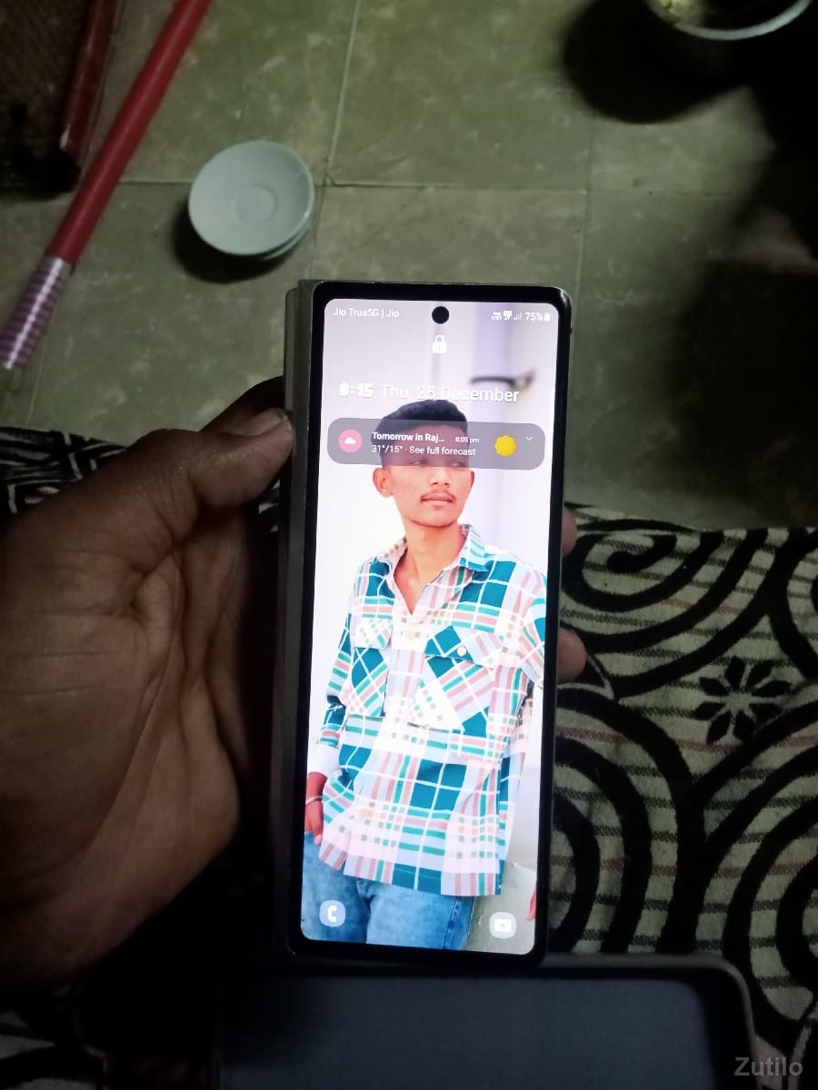 Samsung z fold 2 - મોબાઇલ ફોન - ગોધરા - Image 2