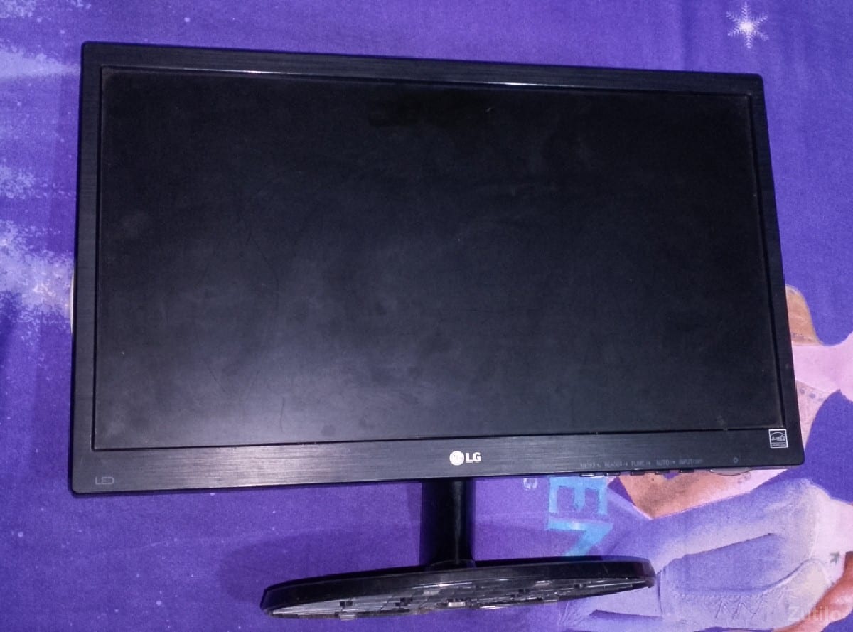 LG MONITOR 19 inch