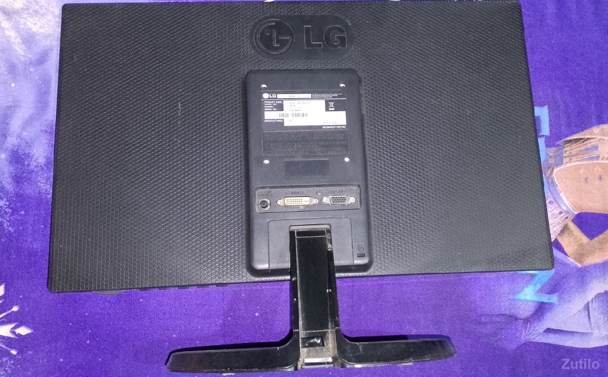 LG MONITOR 19 inch - લેપટોપ અને કમ્પ્યુટર - રાજકોટ શહેર - Image 2