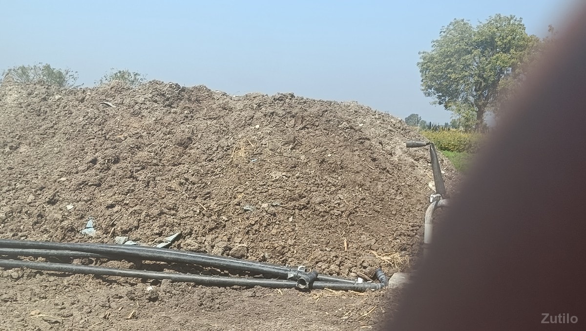 ખાતર વેચવાનો છે