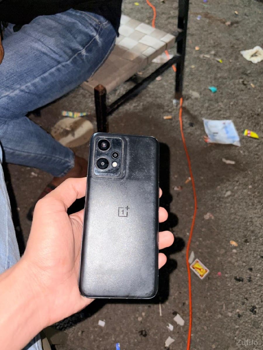one plus - Mobile Phones - Keshod - Image 2