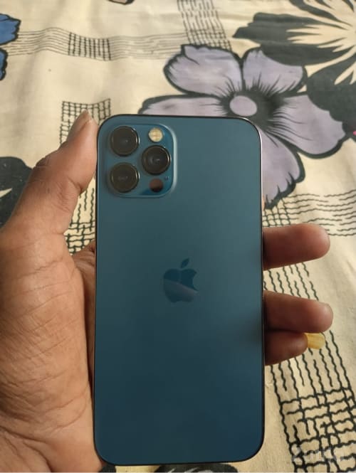I phone 12 pro 256gb
Khali fon che