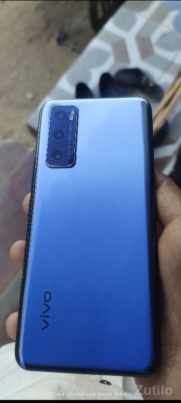 આ મોબાઈલ વેચવાનો છે આ મોબાઈલ વેચવાનો છે