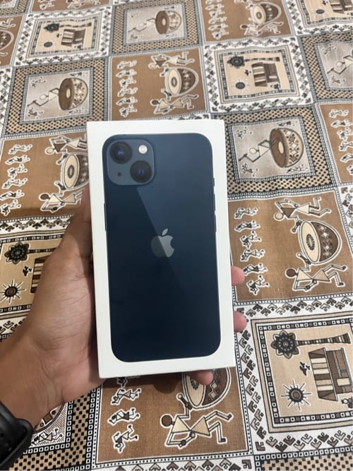 iPhone 13
