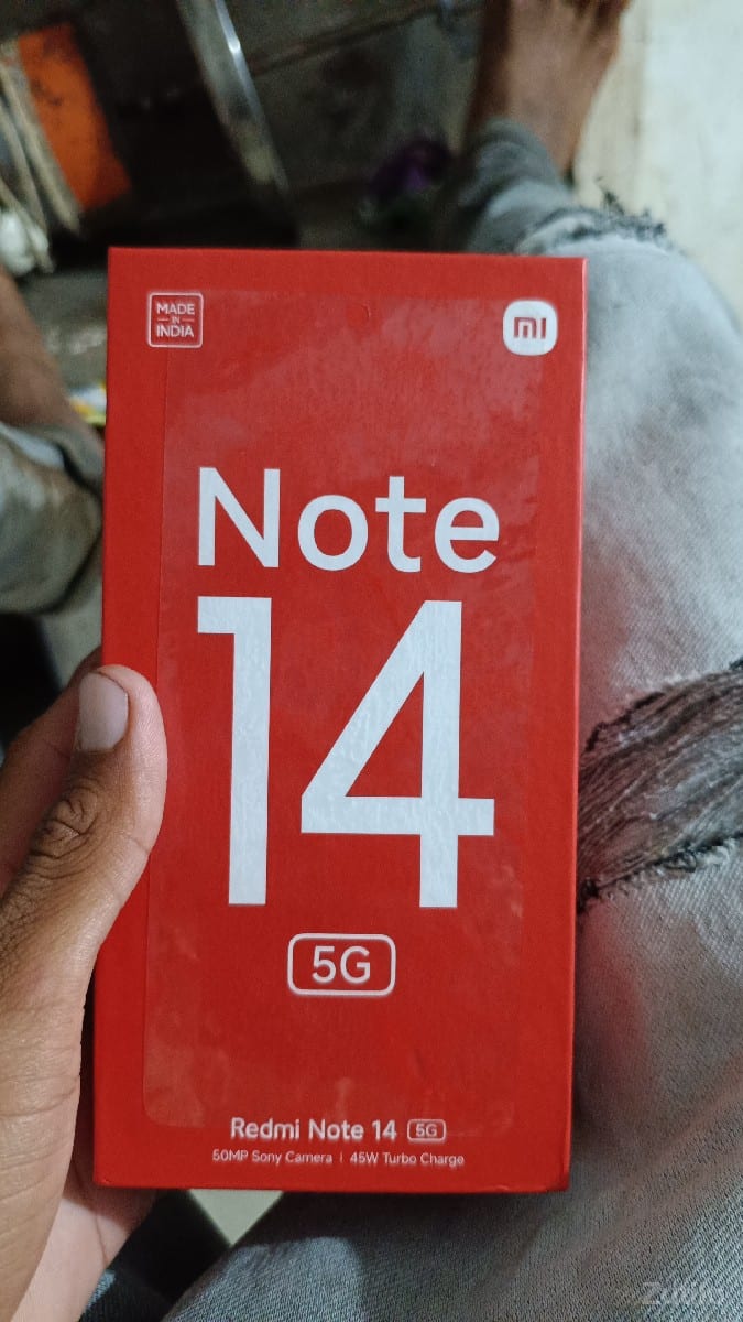new 1;5 month use - મોબાઇલ ફોન - દ્વારકા - Image 2