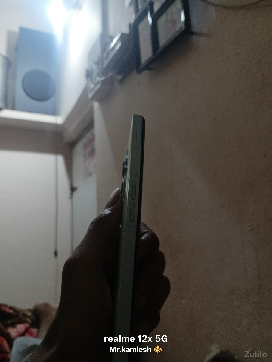 c35 - Mobile Phones - Dhari - Image 2