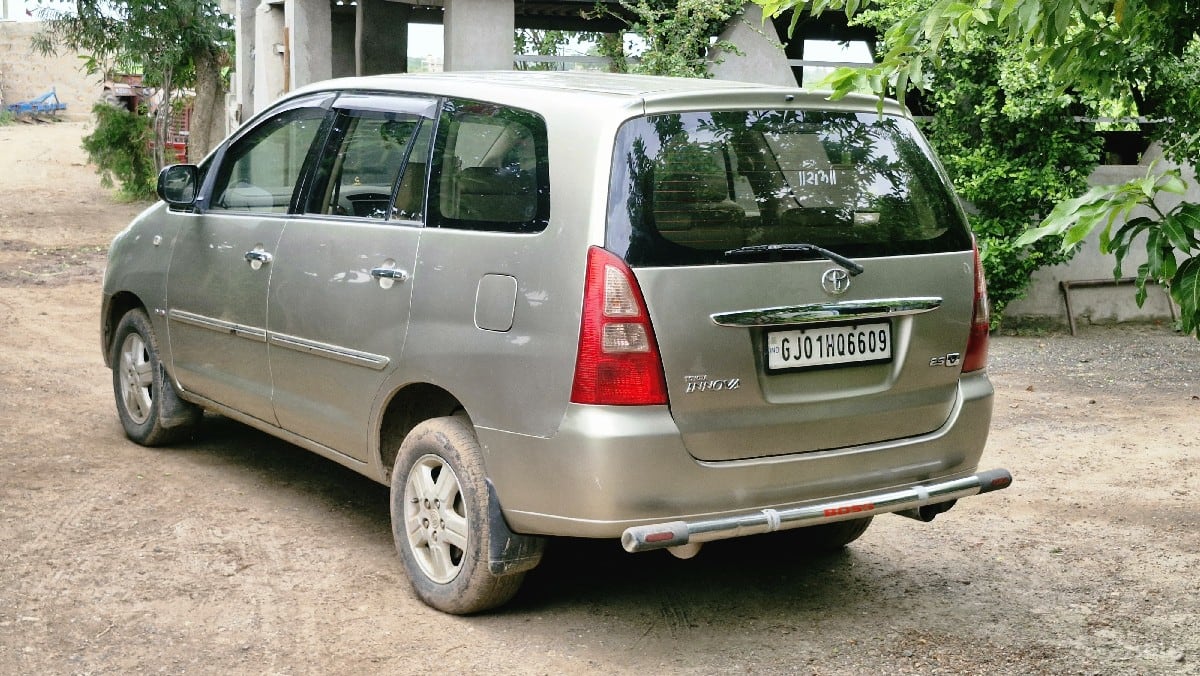 innova - Cars - Gandhinagar City - Image 2