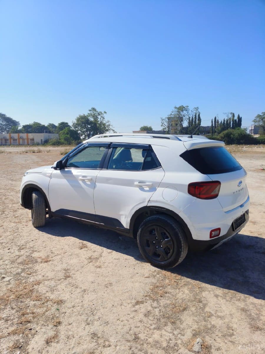 venue s 1.2 Petrol CNG 8/2021 - કાર - ઊના - Image 3