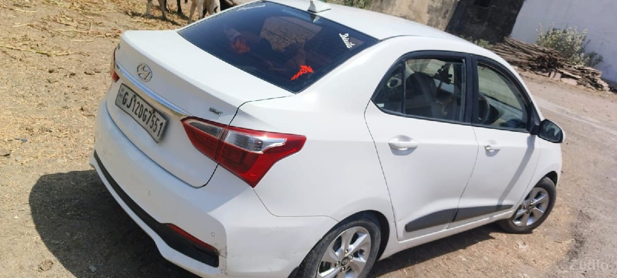 selling - Cars - Mangrol - Image 3