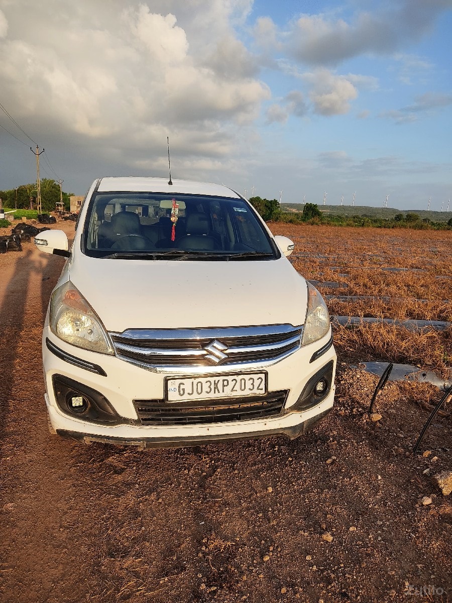 વેચવા ની છે - Cars - Jamjodhpur - Image 2