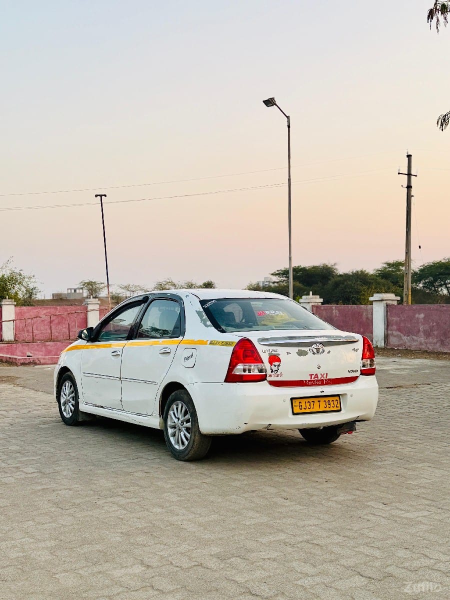 etios diesel - Cars - Dwarka - Image 4