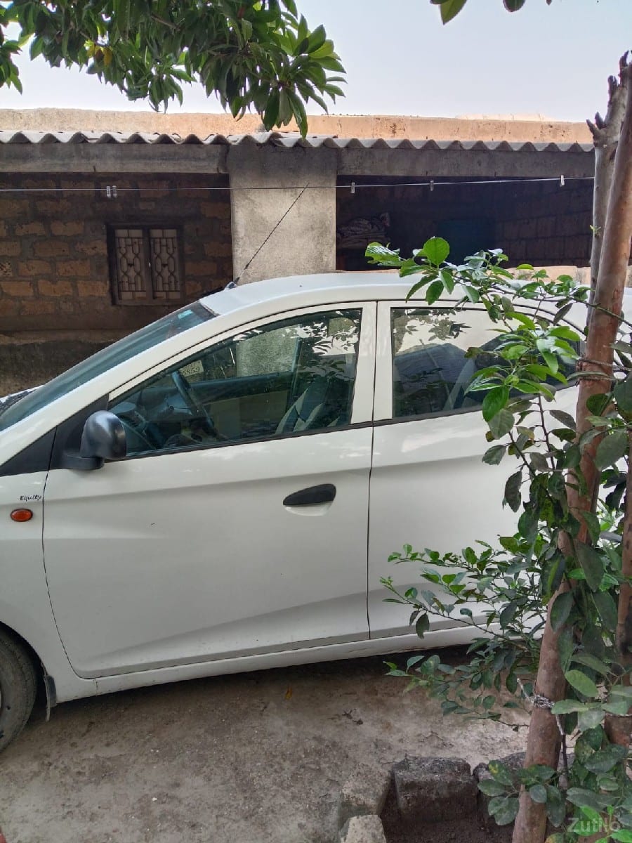 EON PETROL+CNG 2016 - Cars - Manavadar - Image 3