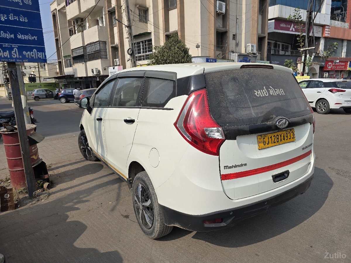 MAHINDRA MARAZZO 2020 MODEL - કાર - રાજકોટ શહેર - Image 2