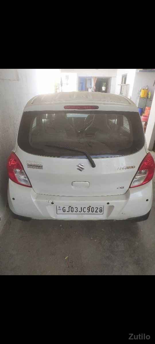 ગાડી વેચવાની છે ગાડી વેચવાની છે