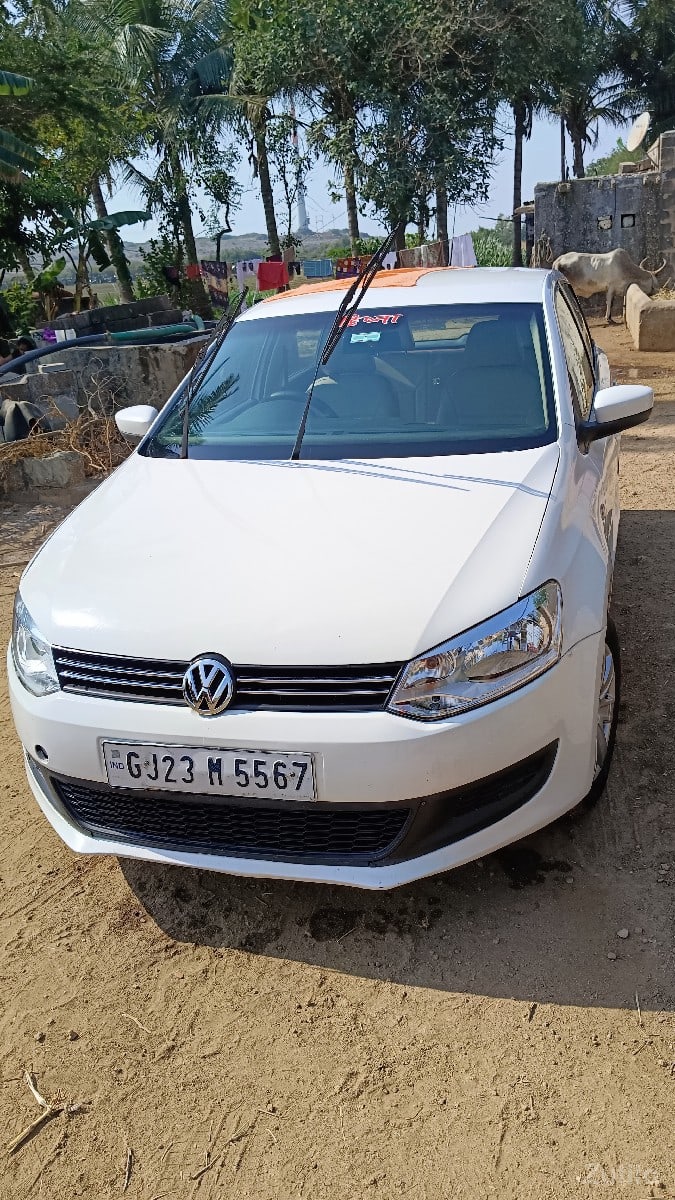 Volkswagen polo - કાર - દ્વારકા - Image 2