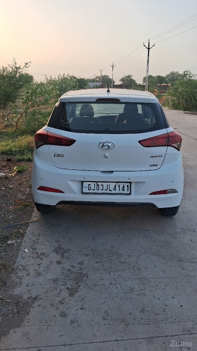 i 20 Elait i 20 Elait