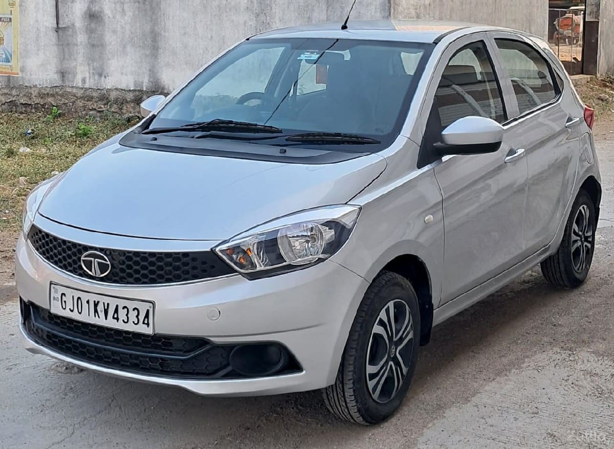 Tata Tiago Xz  Petrol Top Model - Cars - Keshod - Image 3