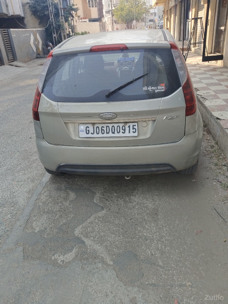 Ford Figo petrol CNG vechavni che - કાર - જામનગર શહેર - Image 3