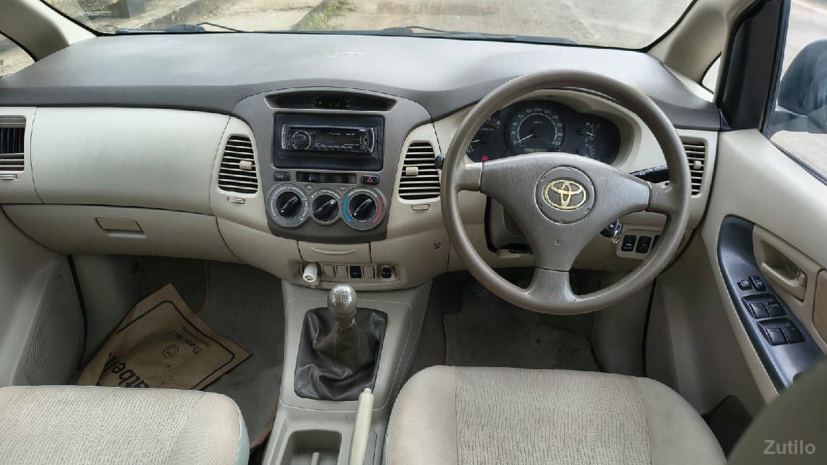Innova - Cars - Junagadh City - Image 2