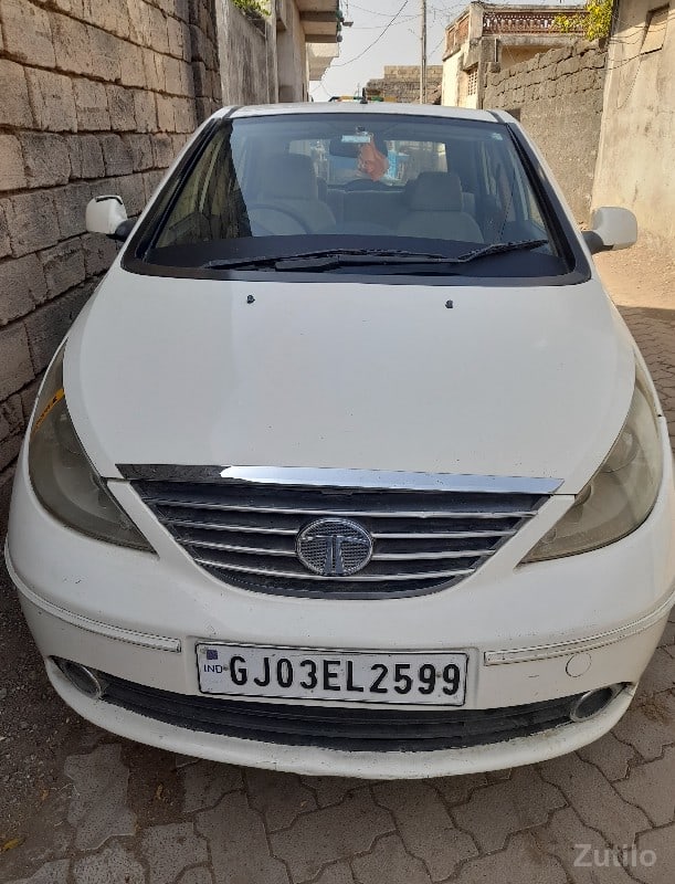 ફોર વ્હીલ વેચવા ની છે ફોર વ્હીલ વેચવા ની છે
