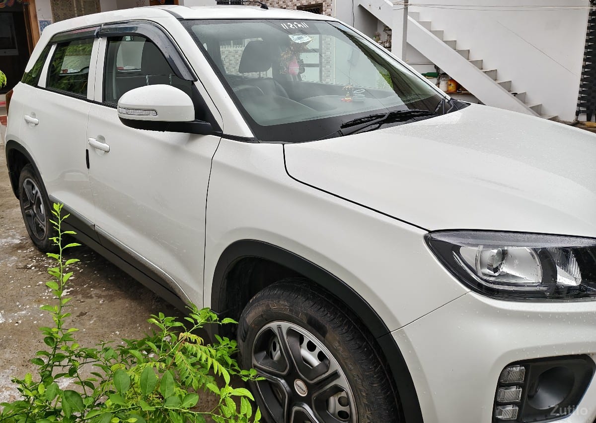 Brezza ગાડી વેચવા ની છે. - Cars - Jamnagar City - Image 3
