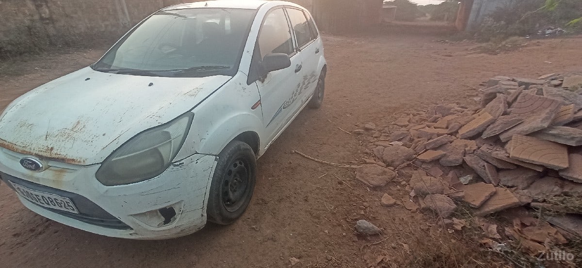 ford figo 2012 diesel - Cars - Dwarka - Image 2